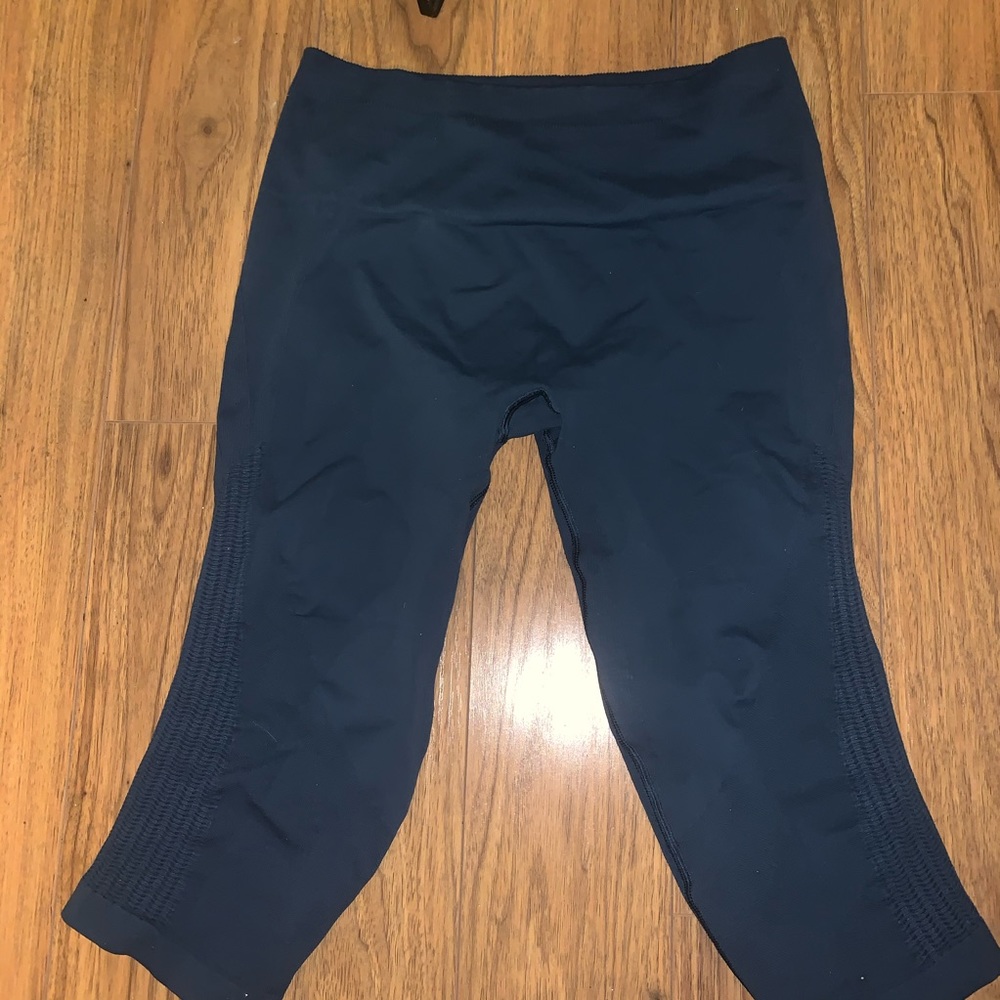Lululemon seamless crop